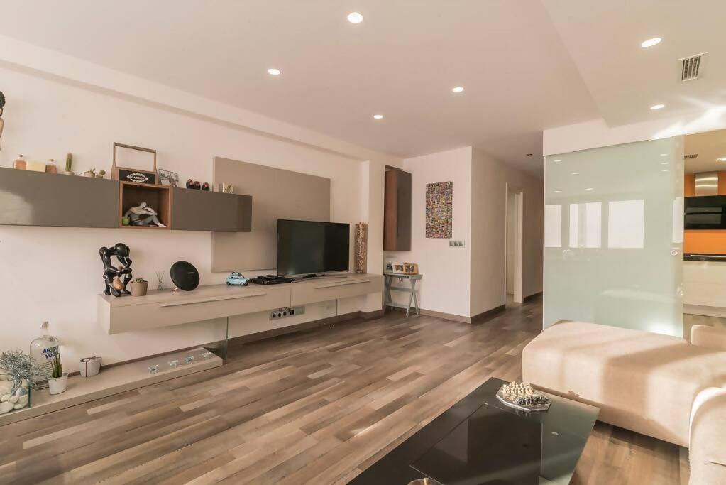Centrico Y Reformado Con Estilo Apartment บาเลนเซีย ภายนอก รูปภาพ
